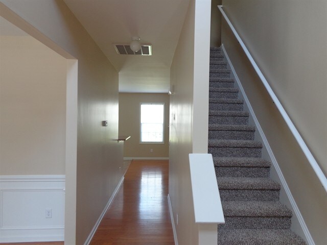 Building Photo - 14609 Asheton Creek Dr