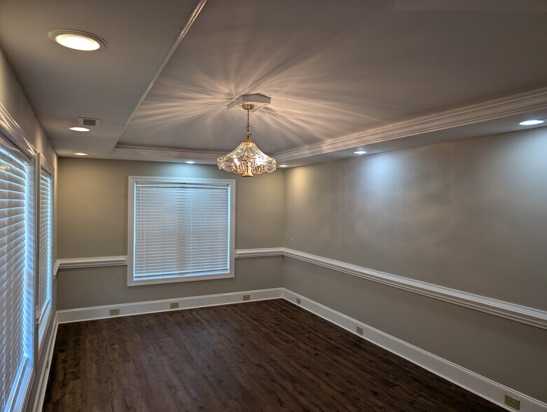 Building Photo - 6089 Braxton Rd