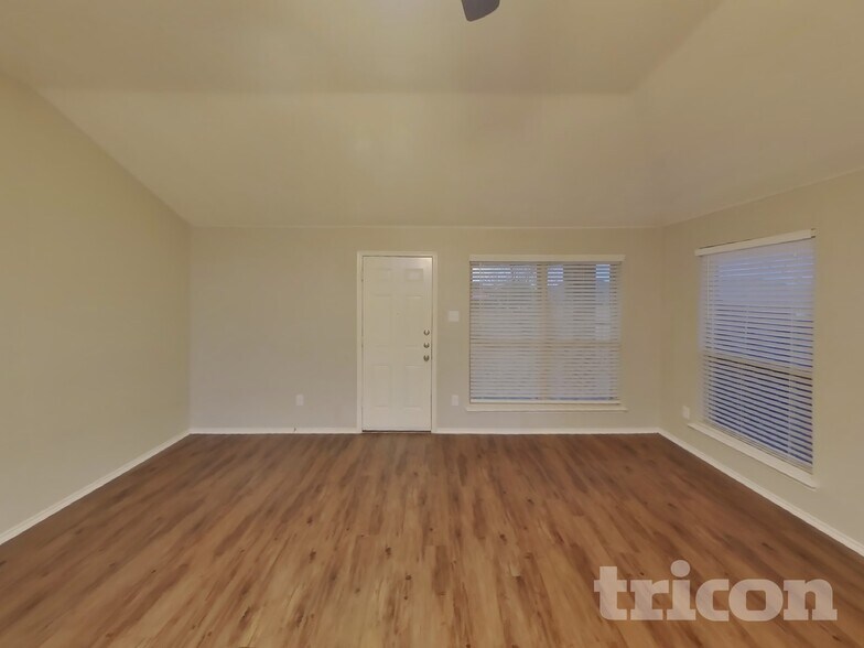 Building Photo - 1320 Waco Turner Dr