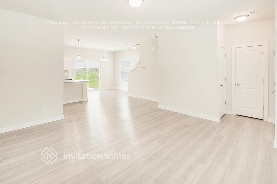 Building Photo - 3012 Ayana Dr