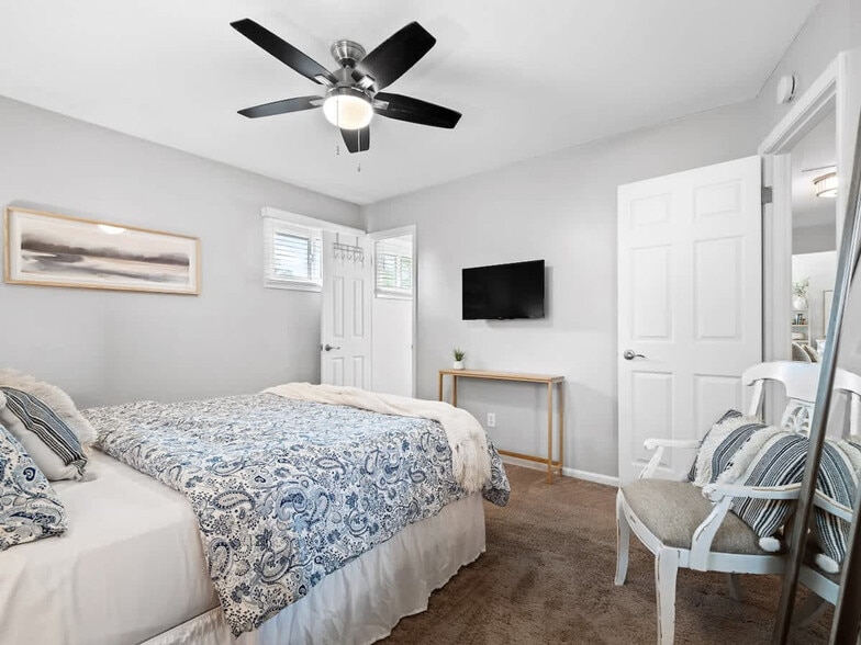 Building Photo - 126 Beachwood Ave