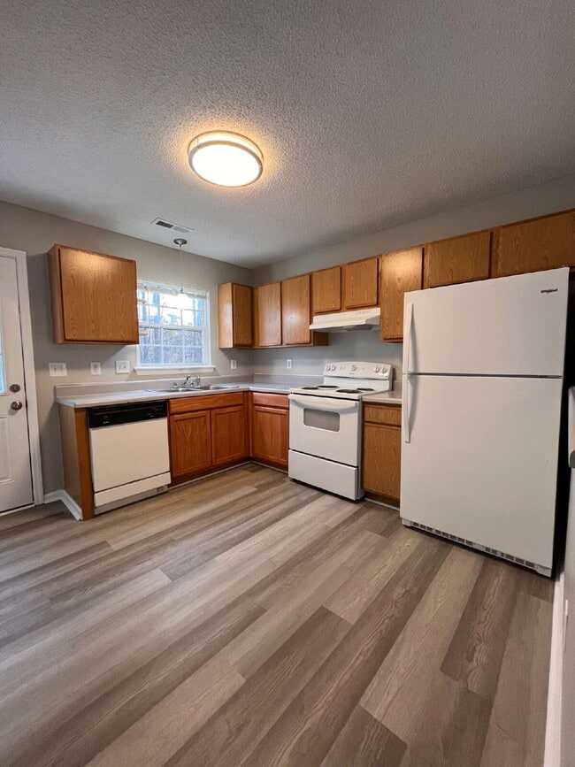 Building Photo - 2020 Brandymill Ln