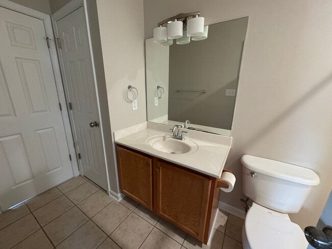 Building Photo - Nice Home in Sandusky Area (Hines Circle)