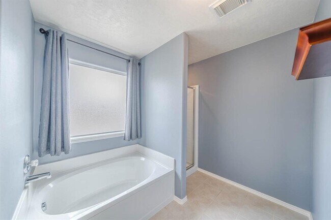 Building Photo - 9322 Canady Park Ln
