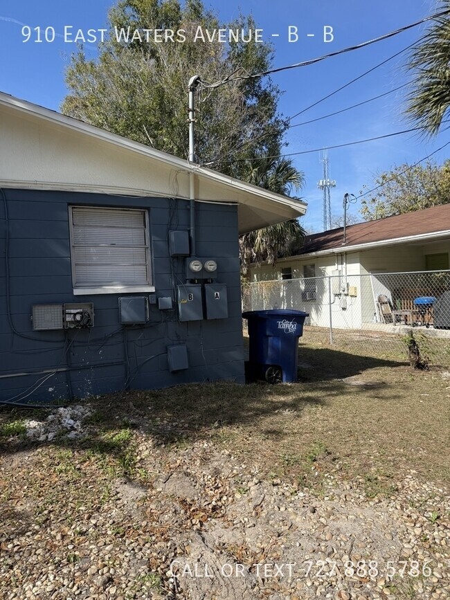 Building Photo - 910 E Waters Ave