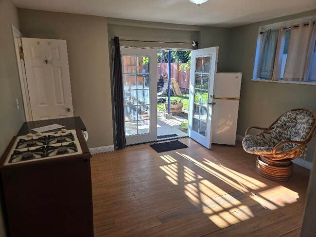 Building Photo - 4052 Capella St