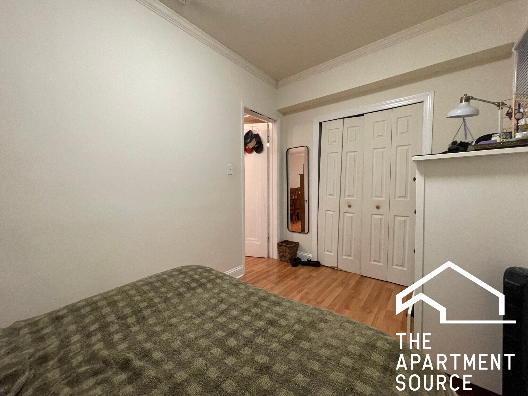 Building Photo - 3052 W George St