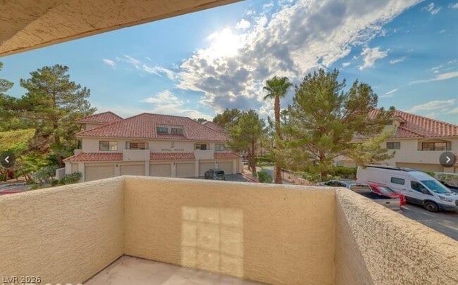 Building Photo - 2605 S Durango Dr