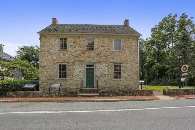 Building Photo - 21816 Gaithers Meadow Ln