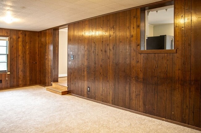 Building Photo - 601 Parkway Blvd