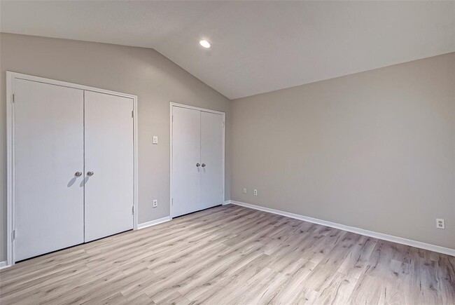 Building Photo - 11503 Meadow Ln