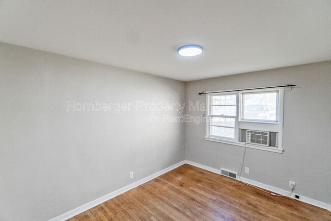 Building Photo - 1808 W 2nd Ave