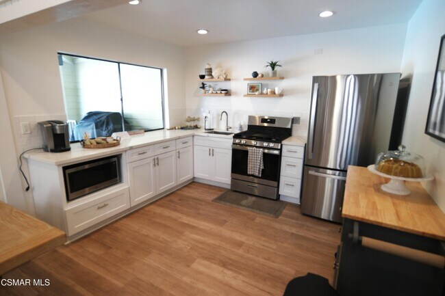 Building Photo - 1218 Westlake Blvd