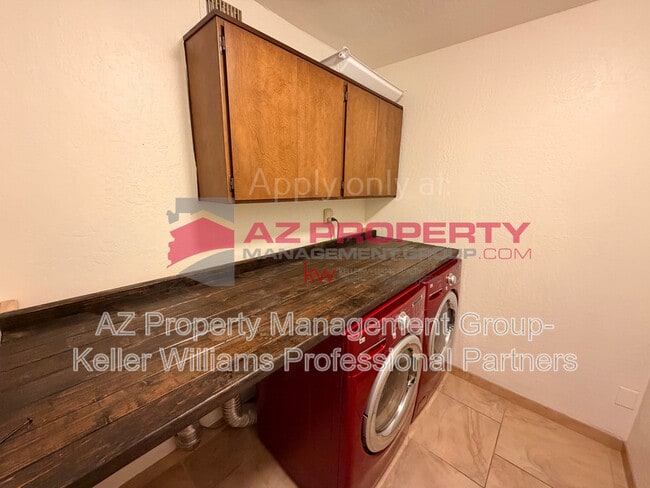 Building Photo - 12817 N 1st St