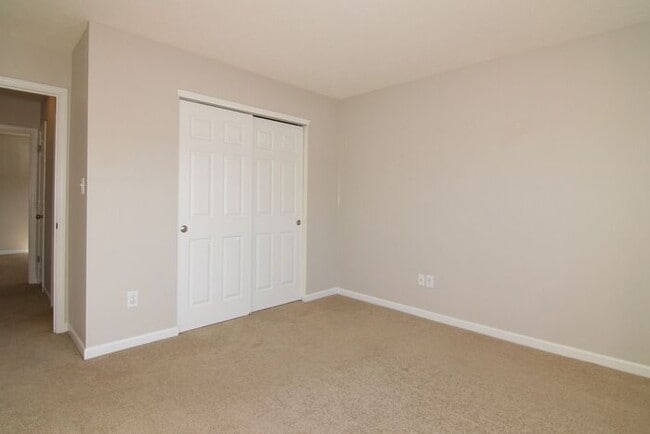 Building Photo - Cozy Updated Ranch