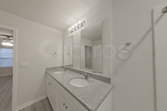 Building Photo - 4793 Malay Cir