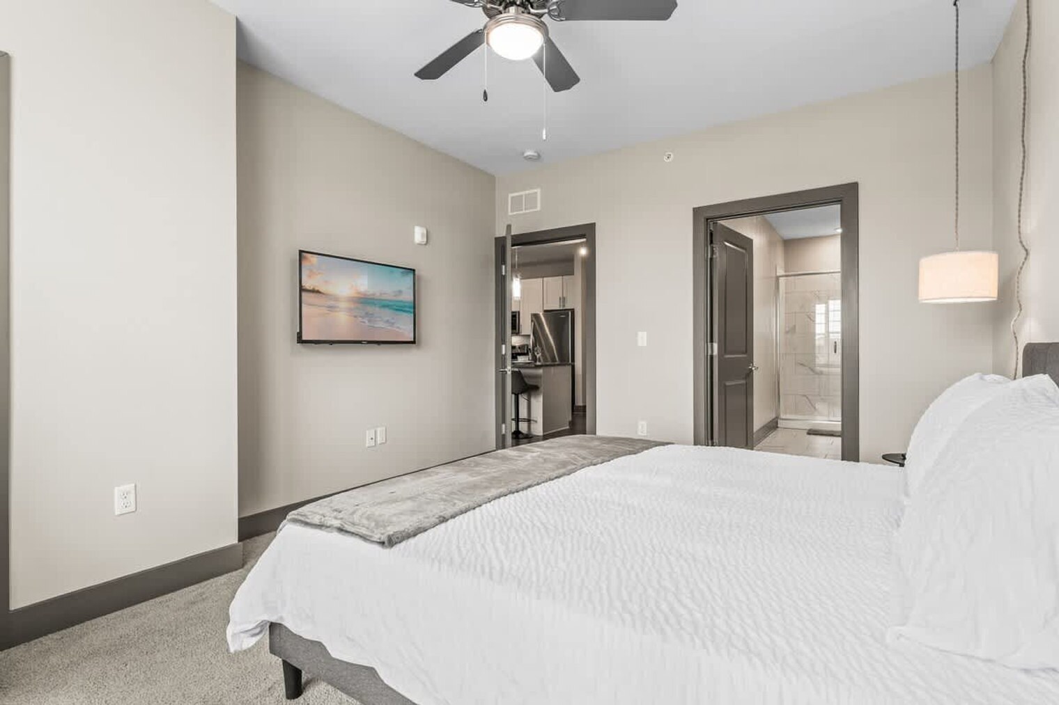 Building Photo - 9260 Vintage Hills Way