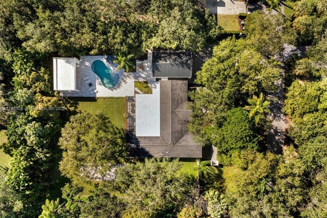 Building Photo - 5840 SW 91st St