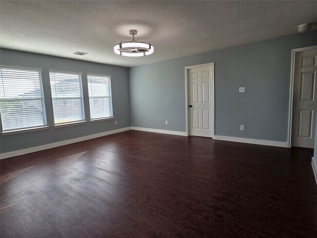 Building Photo - 9526 Heflin Colony Dr