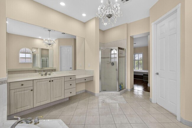 Building Photo - 1724 Annandale Cir