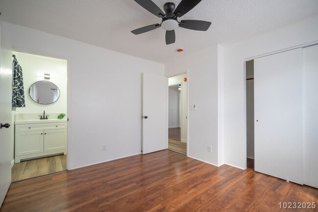 Building Photo - Versatile 3-Bedroom Home with Extended Spa...