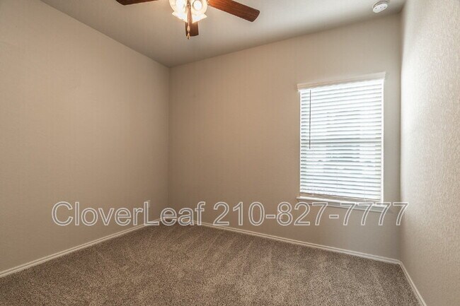 Building Photo - 275 Kinsley Wy