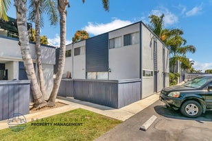 Building Photo - 2621 Harbor Blvd.