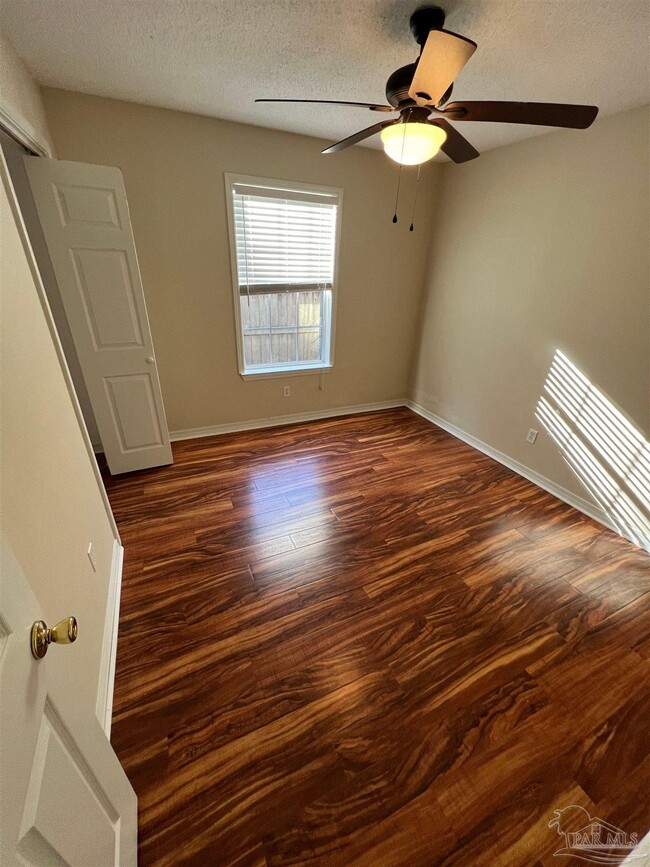 Building Photo - 1665 E Hatton St