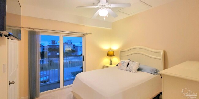 Building Photo - 510 Fort Pickens Rd
