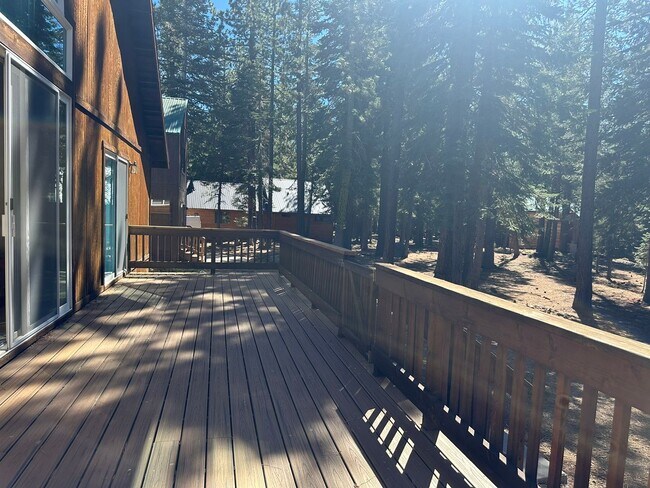 Building Photo - Tahoe Donner Ski Lease