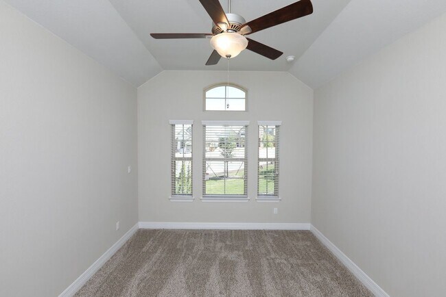 Building Photo - 5108 Alonso Dr