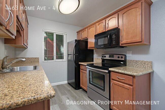 Building Photo - 4463 Home Ave