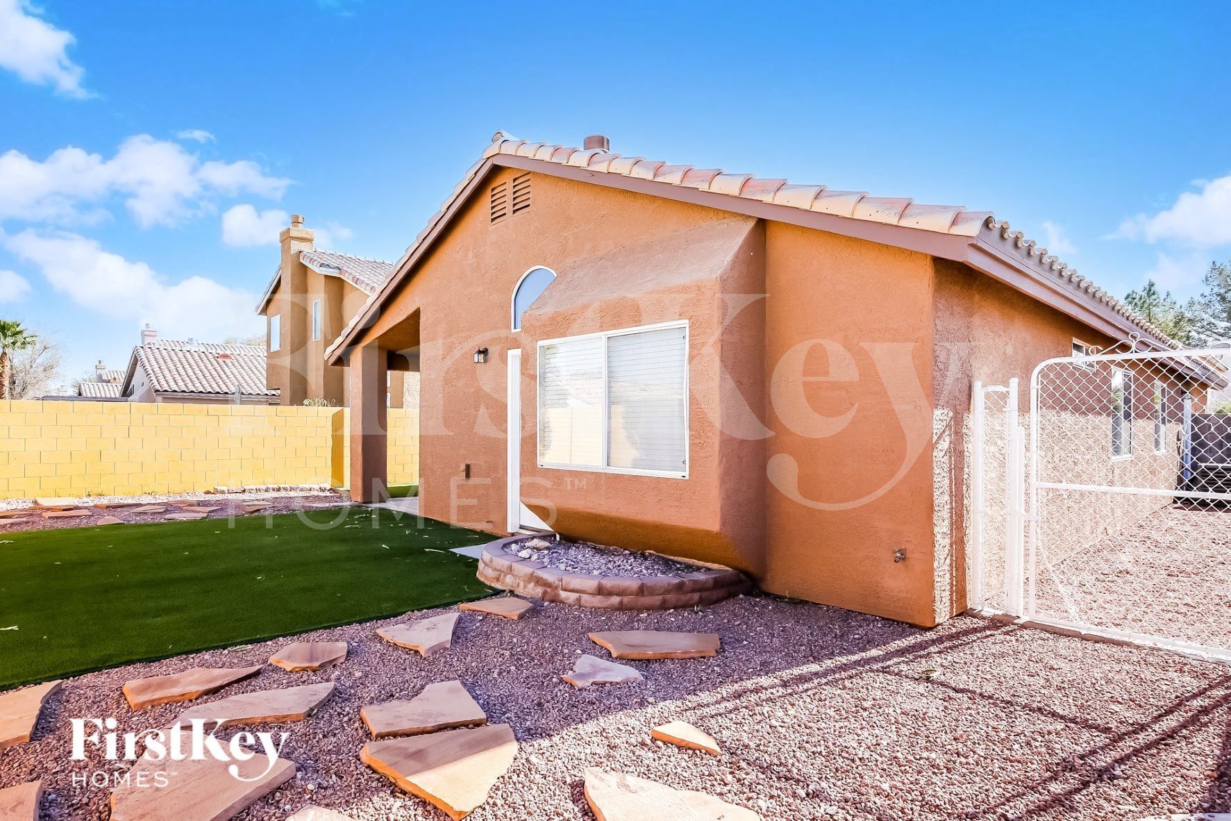 Building Photo - 890 Prairie Grass Dr