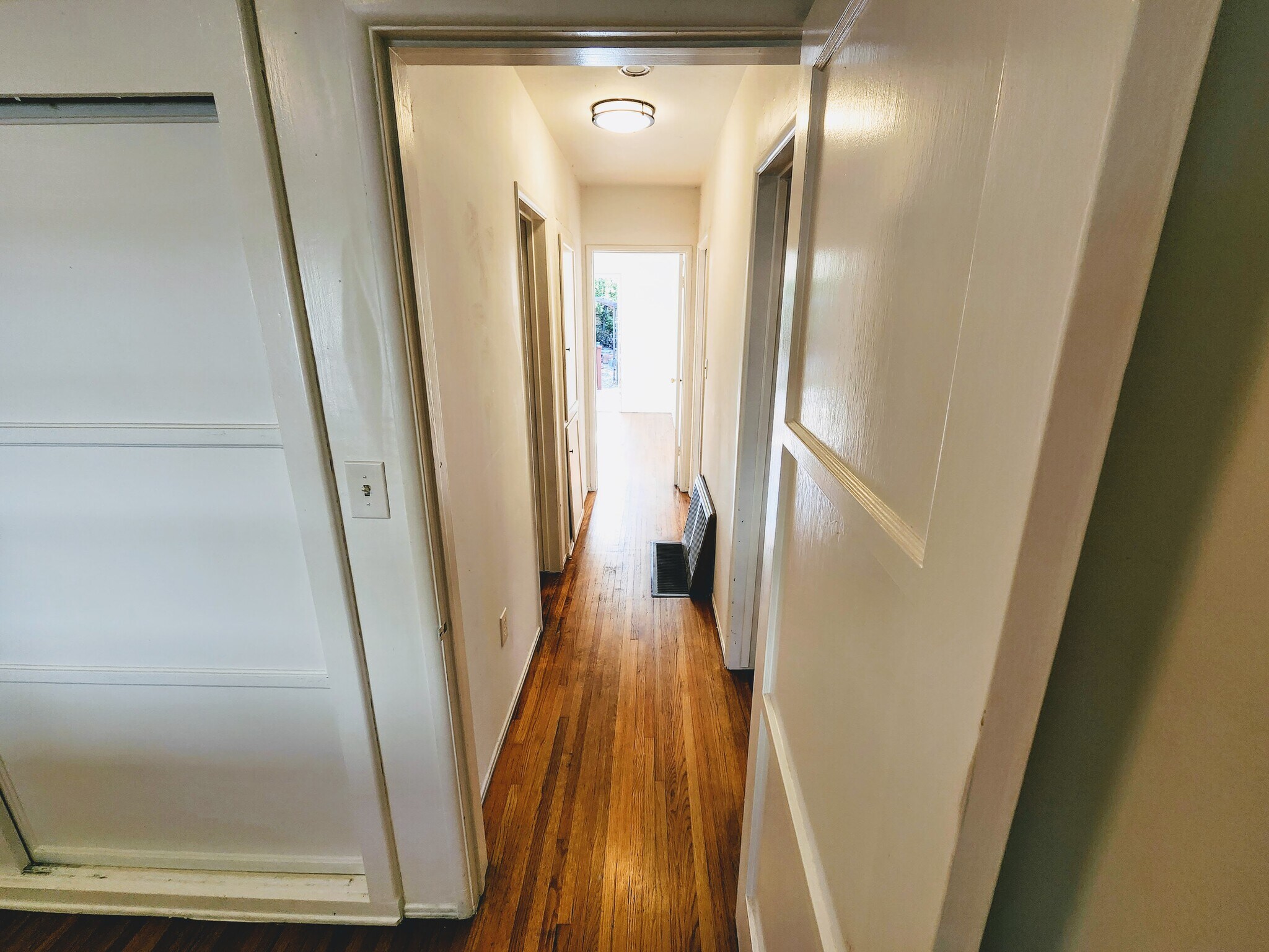 Building Photo - 12914 Rose Ave