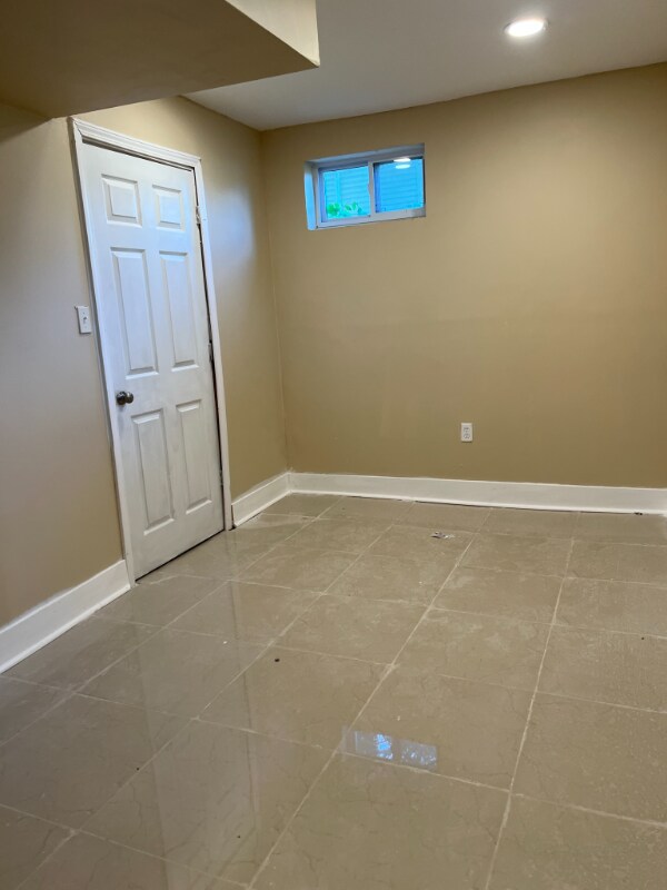 Building Photo - 501 Sulphur Spring Rd