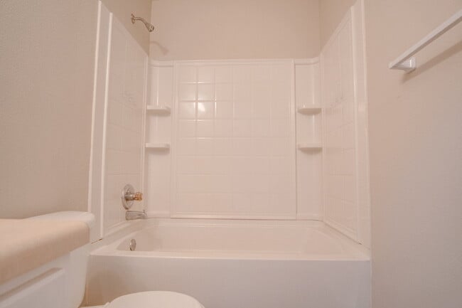 Building Photo - Holley by the Sea Home – 4 Bedrooms, Great...