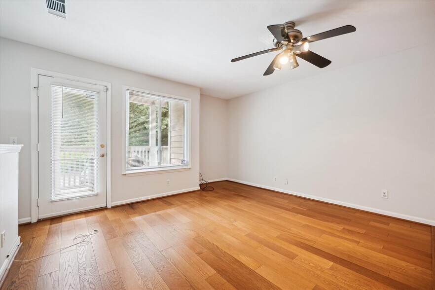 Building Photo - 10703 Hampton Mill Ter
