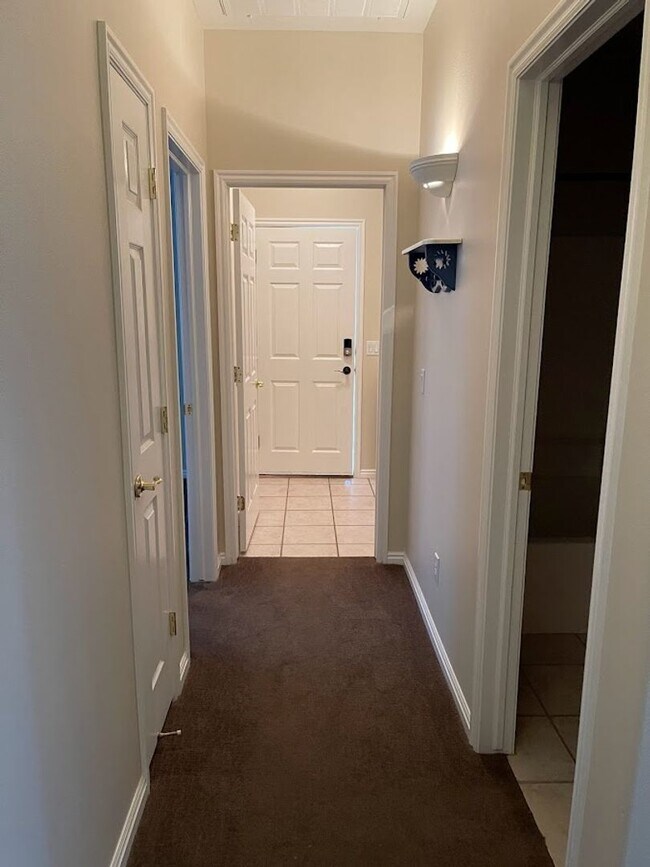 Building Photo - Beautiful 3 Bedroom Home in Coral Canyon!