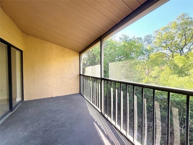 Building Photo - 7872 Sugar View Ct