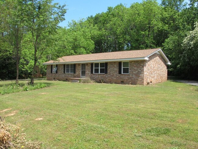 Building Photo - 60 Caroline Ave