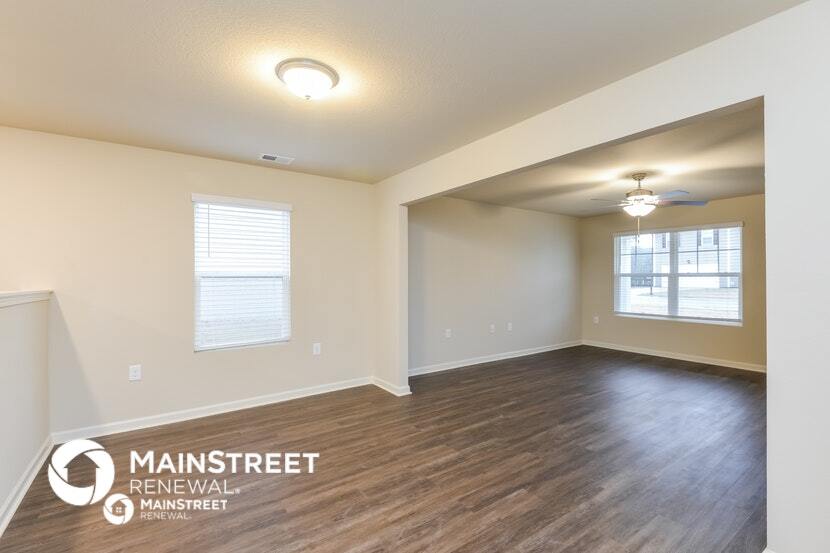 Building Photo - 690 Clover Cir