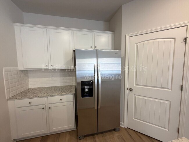 Building Photo - 54 Rustin Rdg