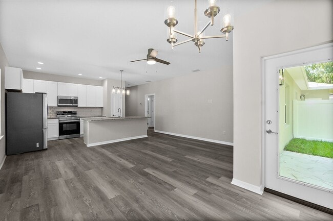 Building Photo - 39 Karas Trail