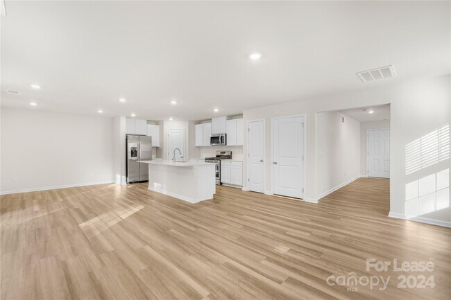 Building Photo - 10142 Chatham Run Ln