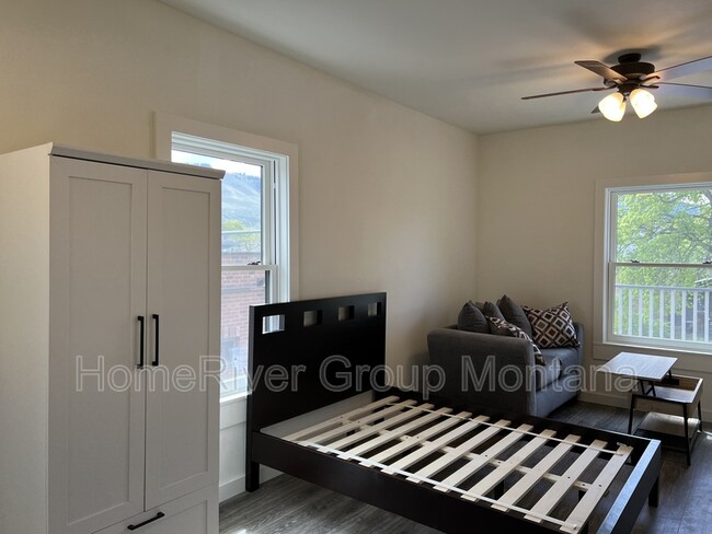 Primary Photo - 508 S 3rd St W