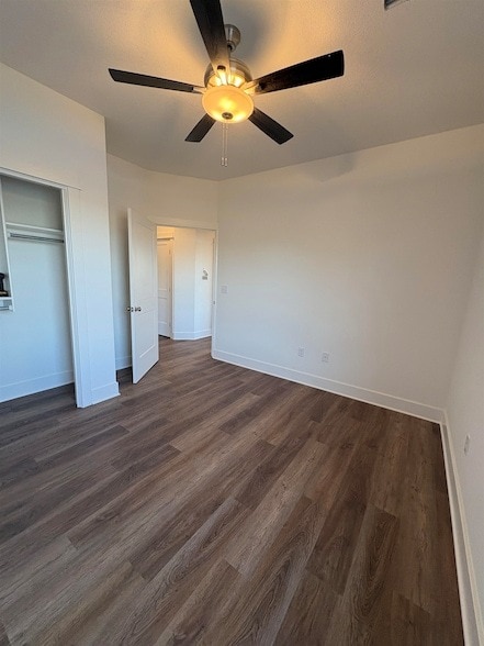 Building Photo - 4833 N Vassar Ave