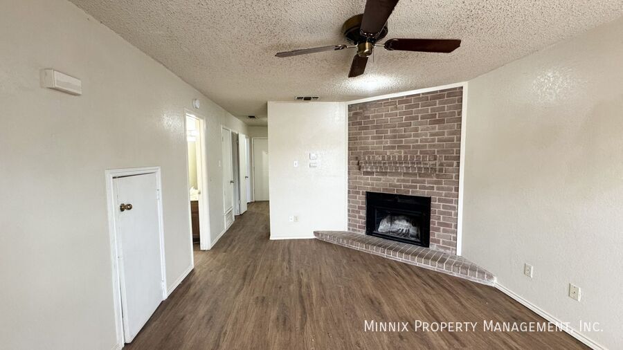 Building Photo - 5804 6th St