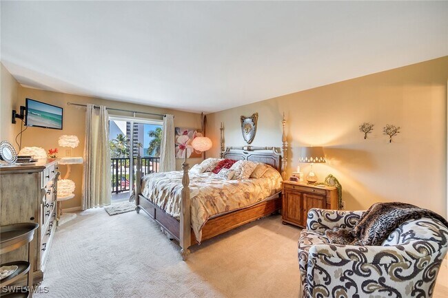 Building Photo - 3500 Gulf Shore Blvd N