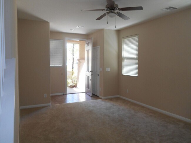 Building Photo - 10459 Bay Ginger Ln