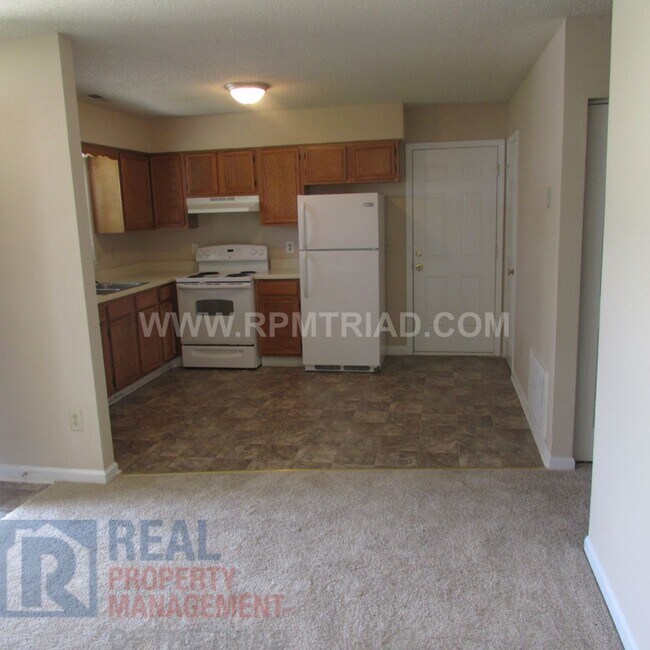 Building Photo - 1705 10th St